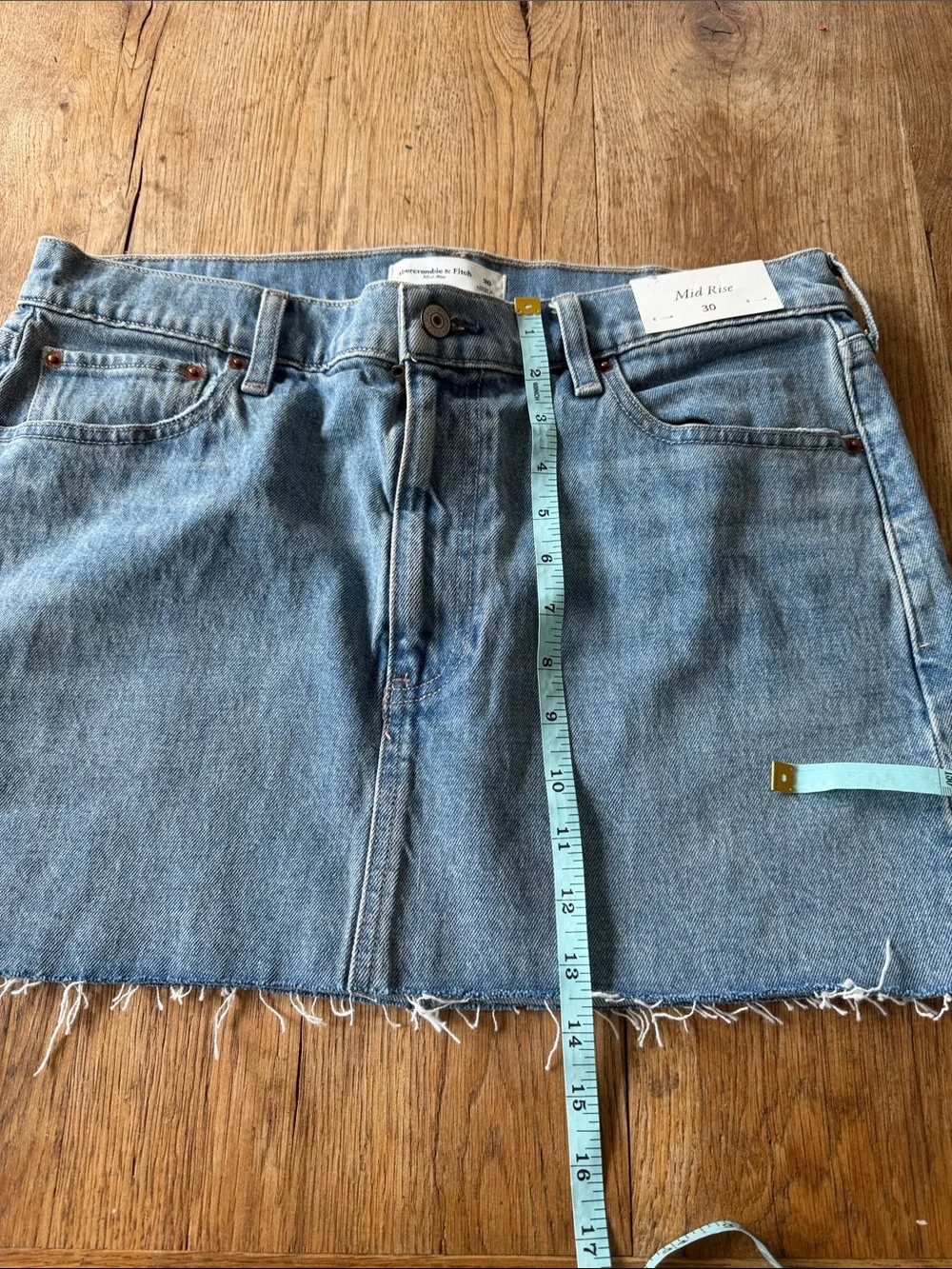 Abercrombie & Fitch Curve Love Mid-rise Light Blue Denim Mini Skirt-Size 30 NWT